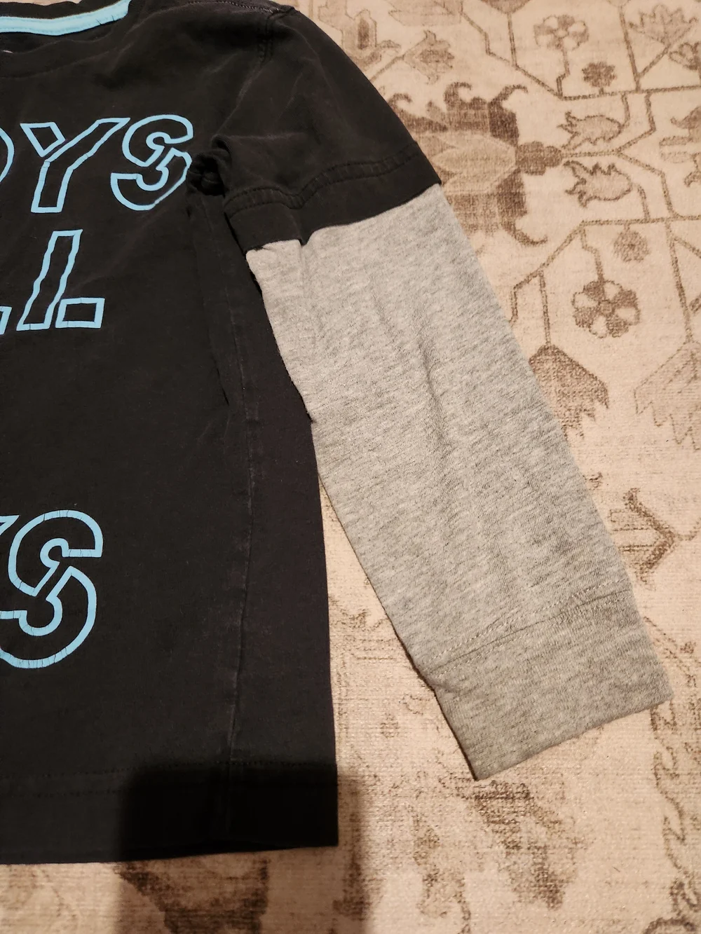 Old Navy Black Long-Sleeve Tee with Blue Graphic & Gray Sleeves